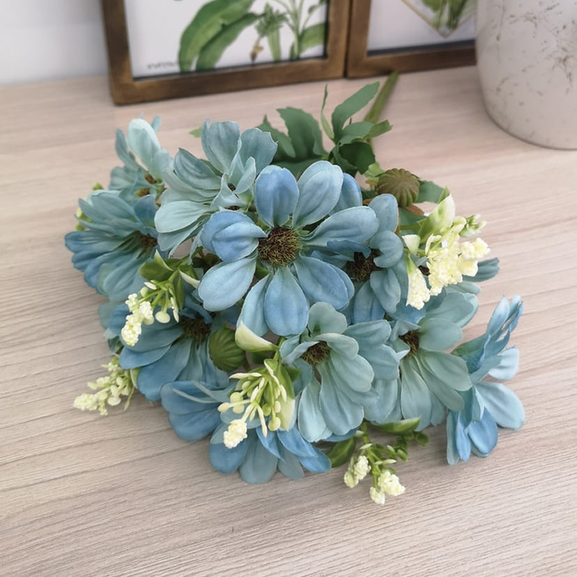 Искусственные цветы в Октябрьске | Цветы искусственные «Ромашки с бутонами», голубые, букет